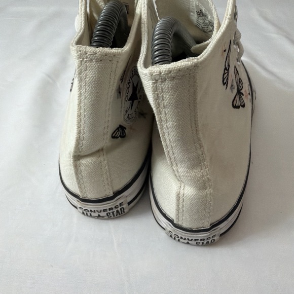 New Converse A07336F All Star Butterfly Hi Sneakers White Multi Kids Size 2.5 - Picture 16 of 16